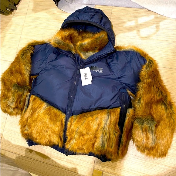 🆕 Nike X Sacai Fur Puffer Jacket - Picture 2 of 16